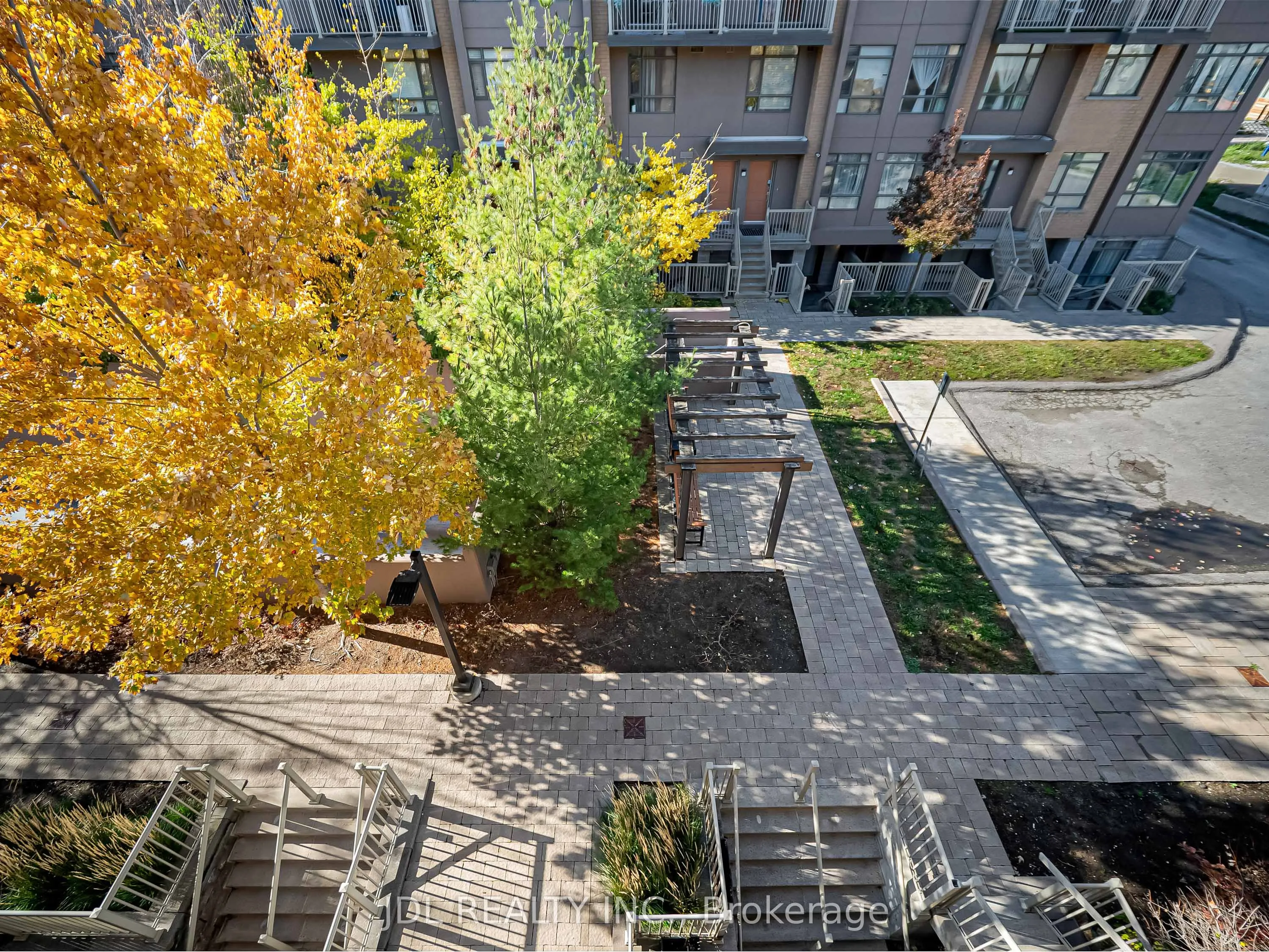 90 Orchid Place Drive #307