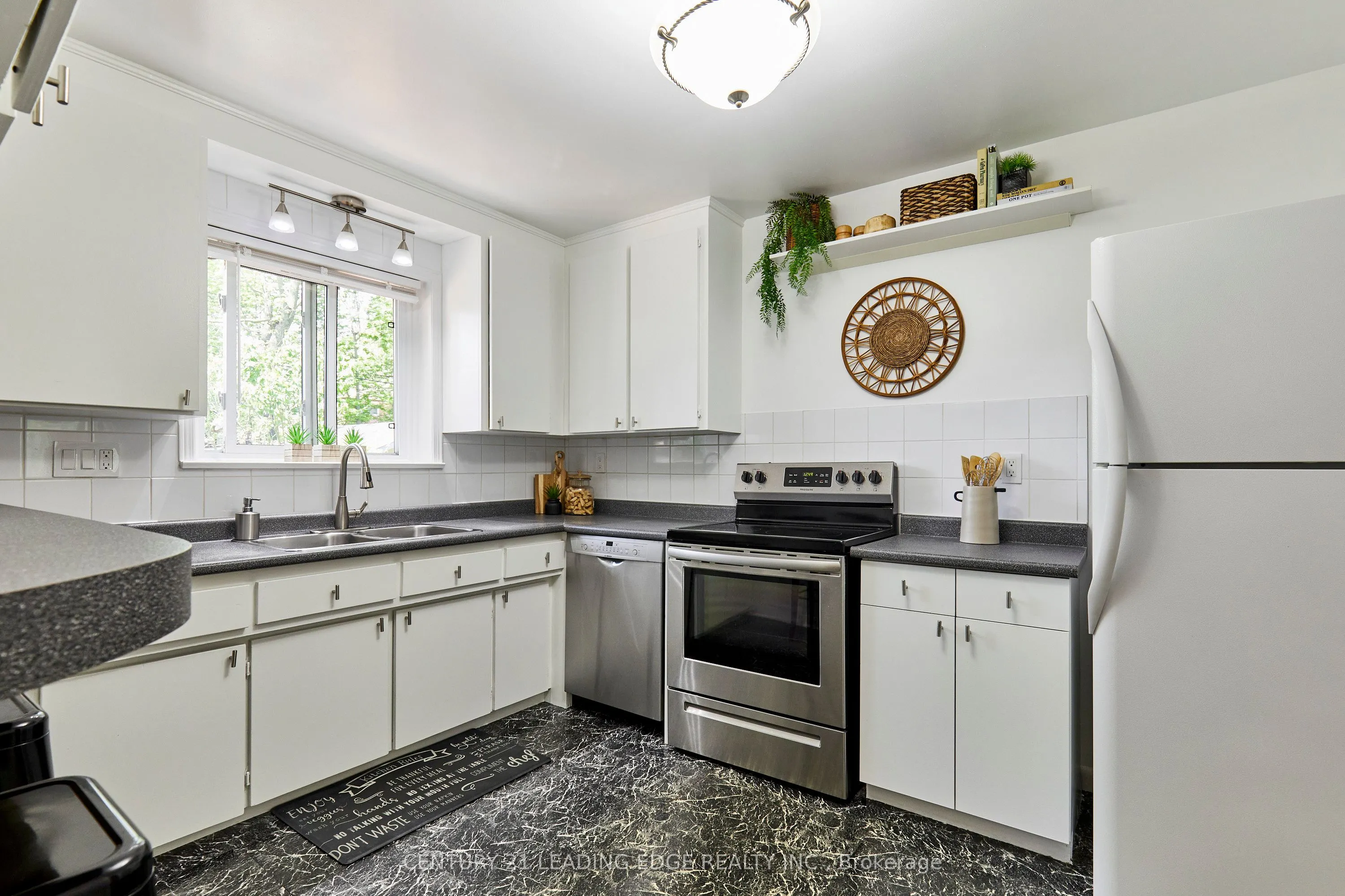 108 Gradwell Drive
