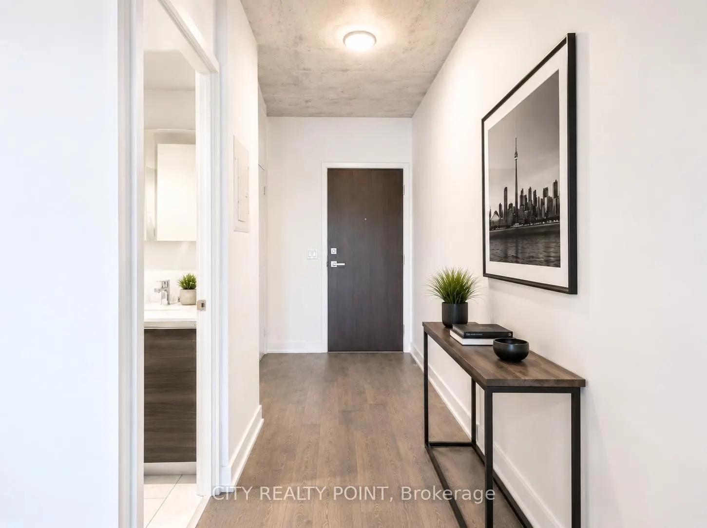 1190 Dundas Street E #505