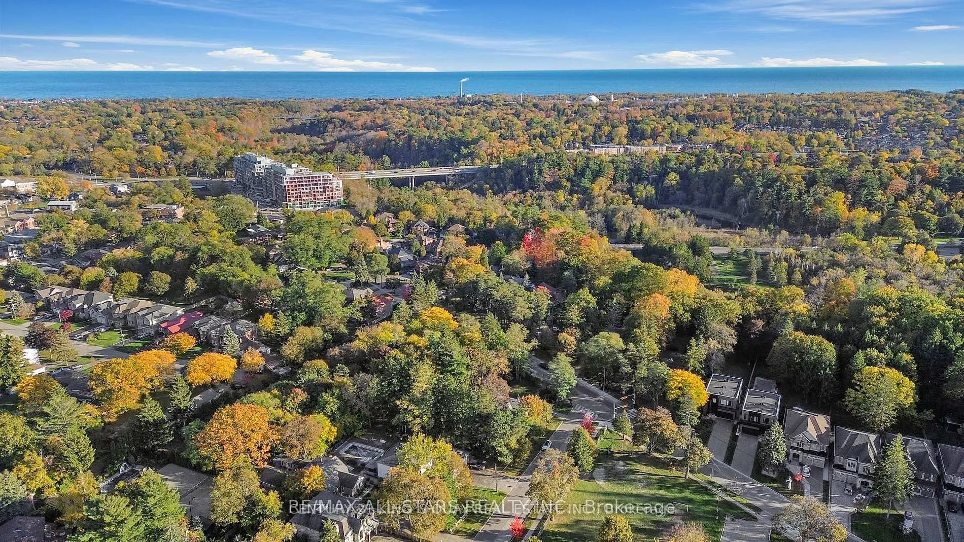 1422 Military Trail