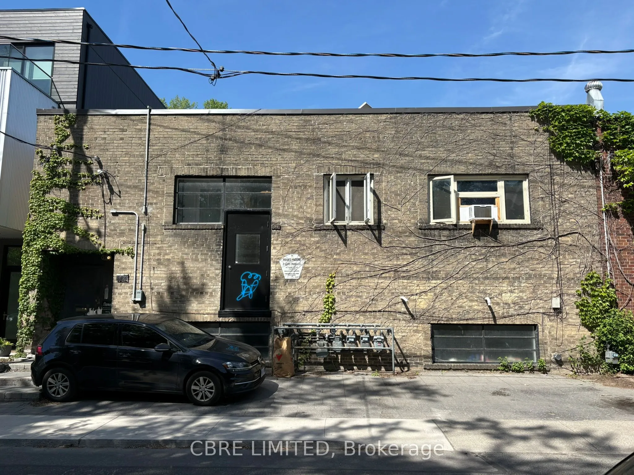 184 Munro Street