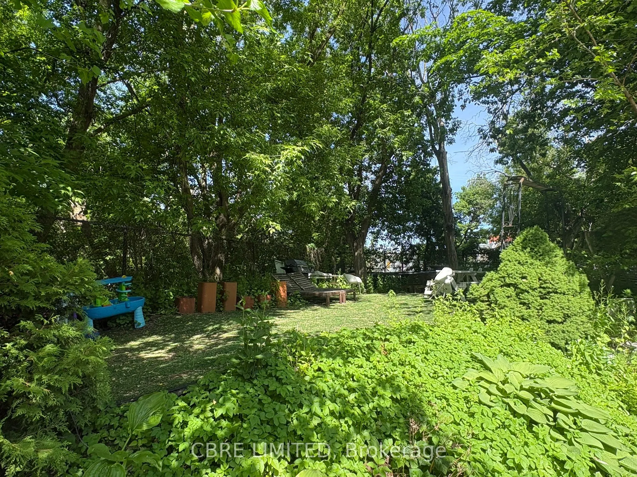 184 Munro Street