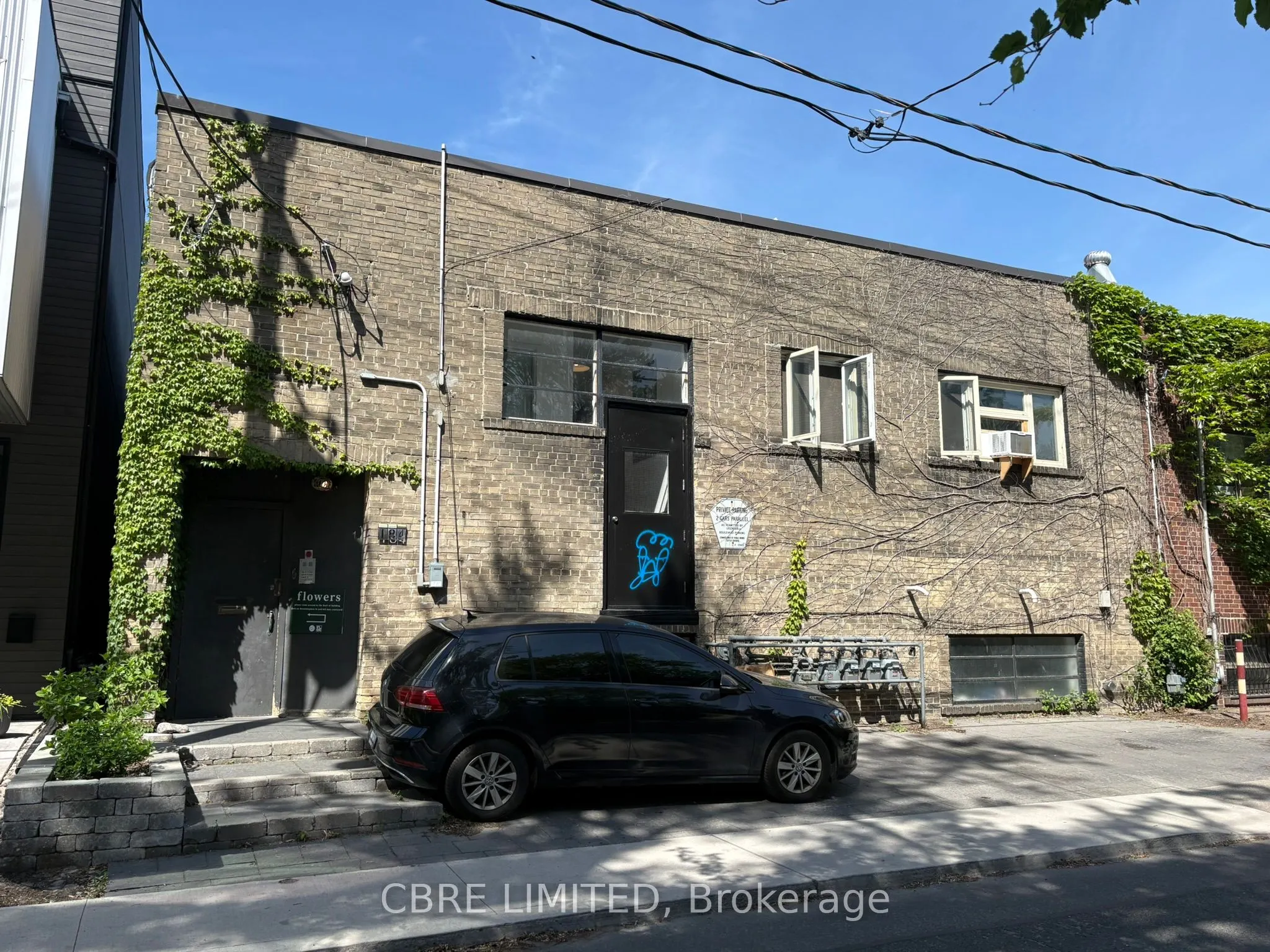 184 Munro Street
