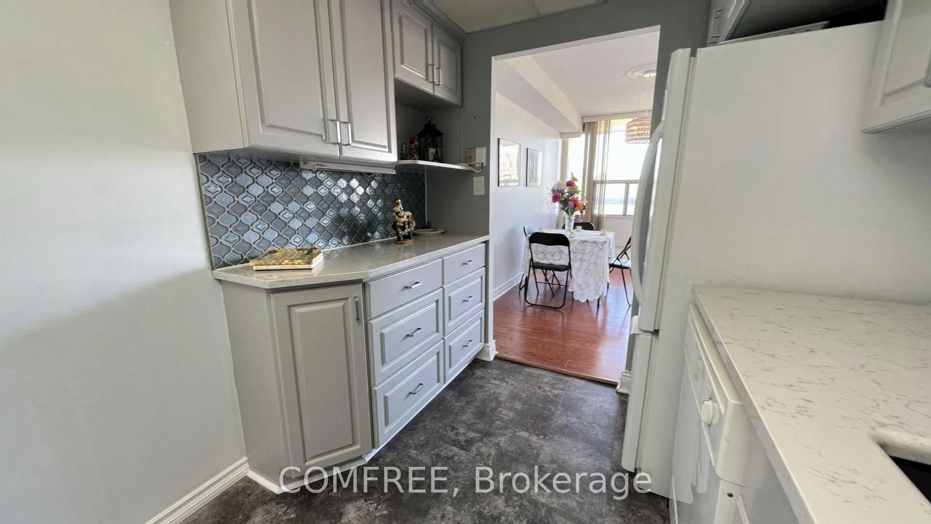 55 William Street E #505