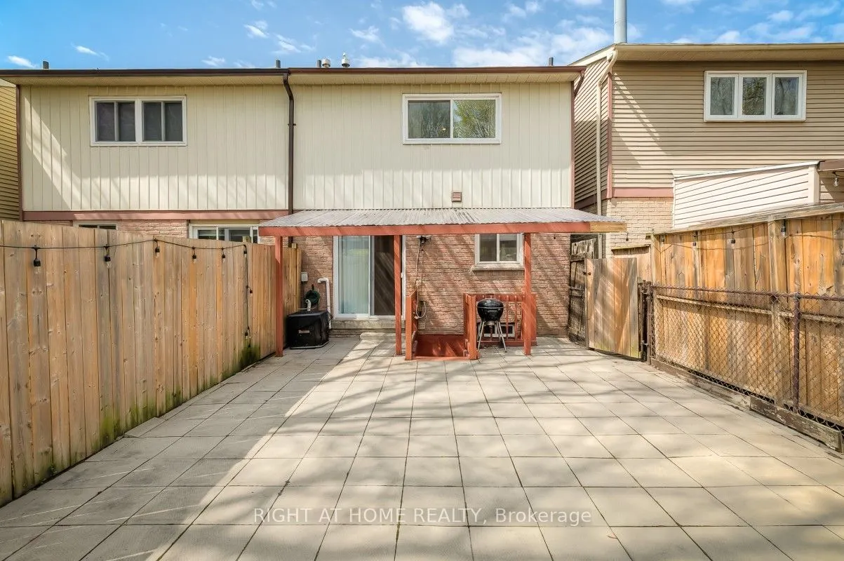 37 McKnight Drive