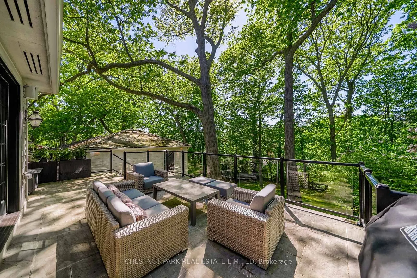 56 Pine Crescent