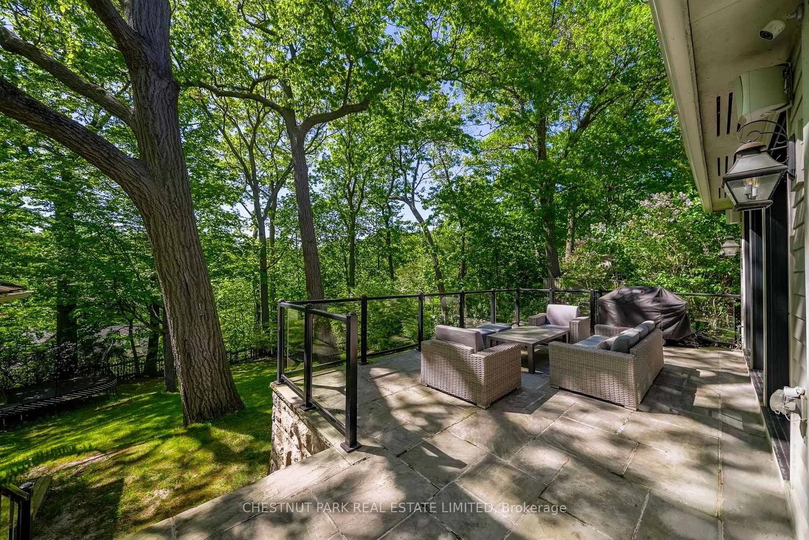 56 Pine Crescent