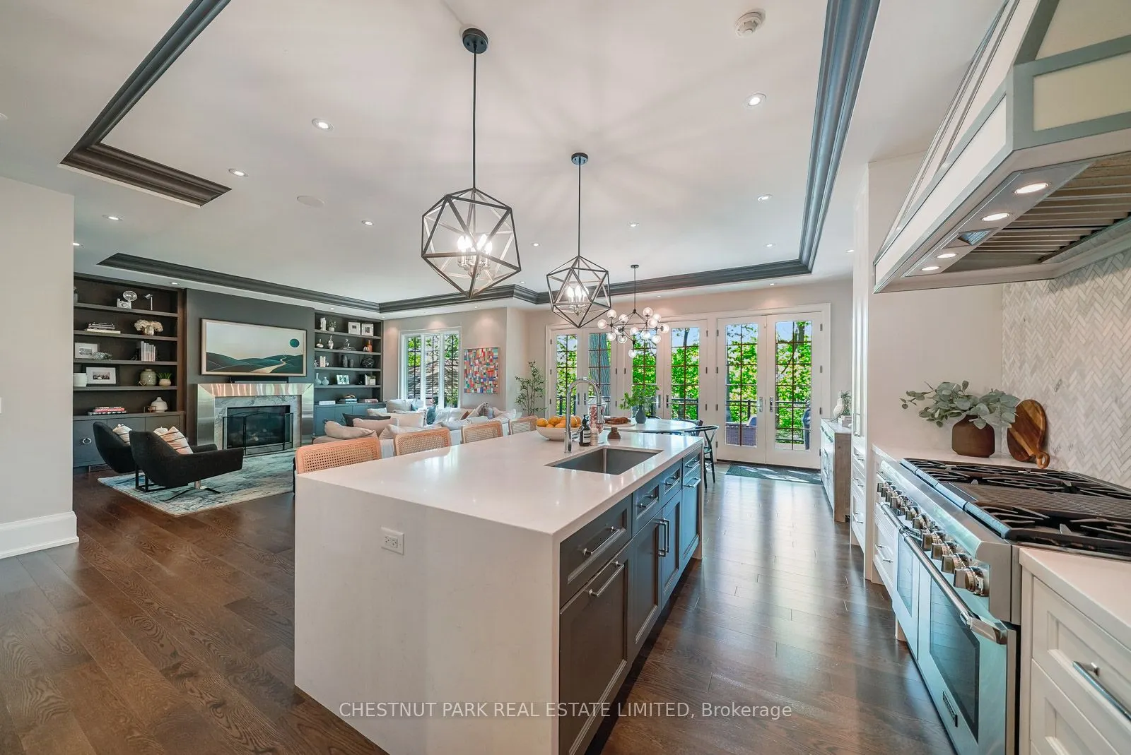 56 Pine Crescent