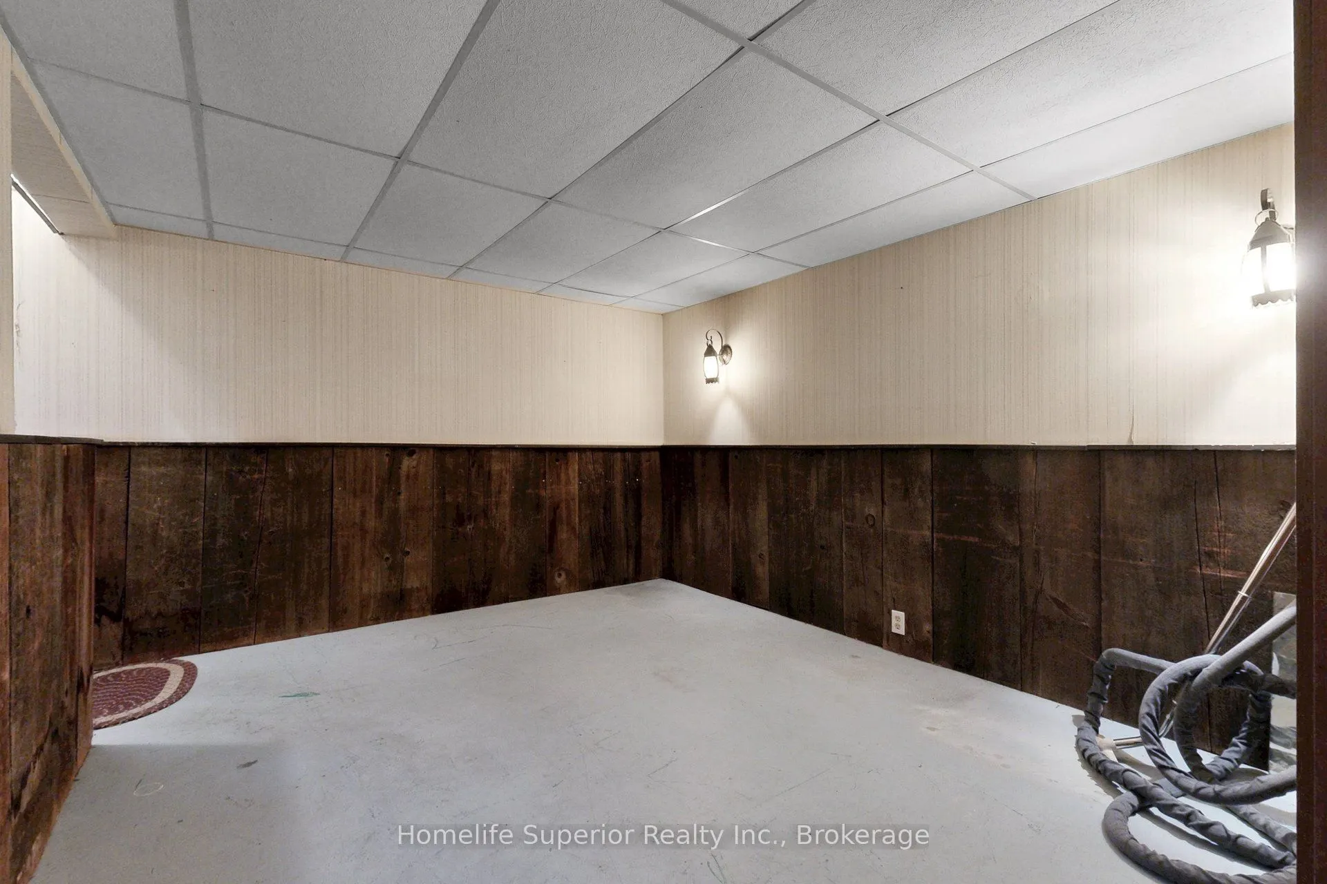 1057 Exeter Street