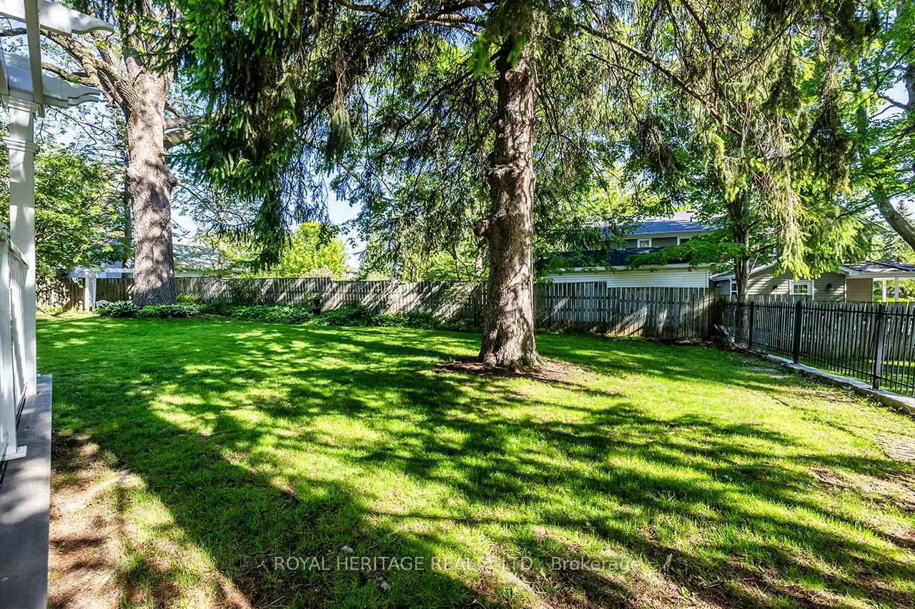 220 Cochrane Street