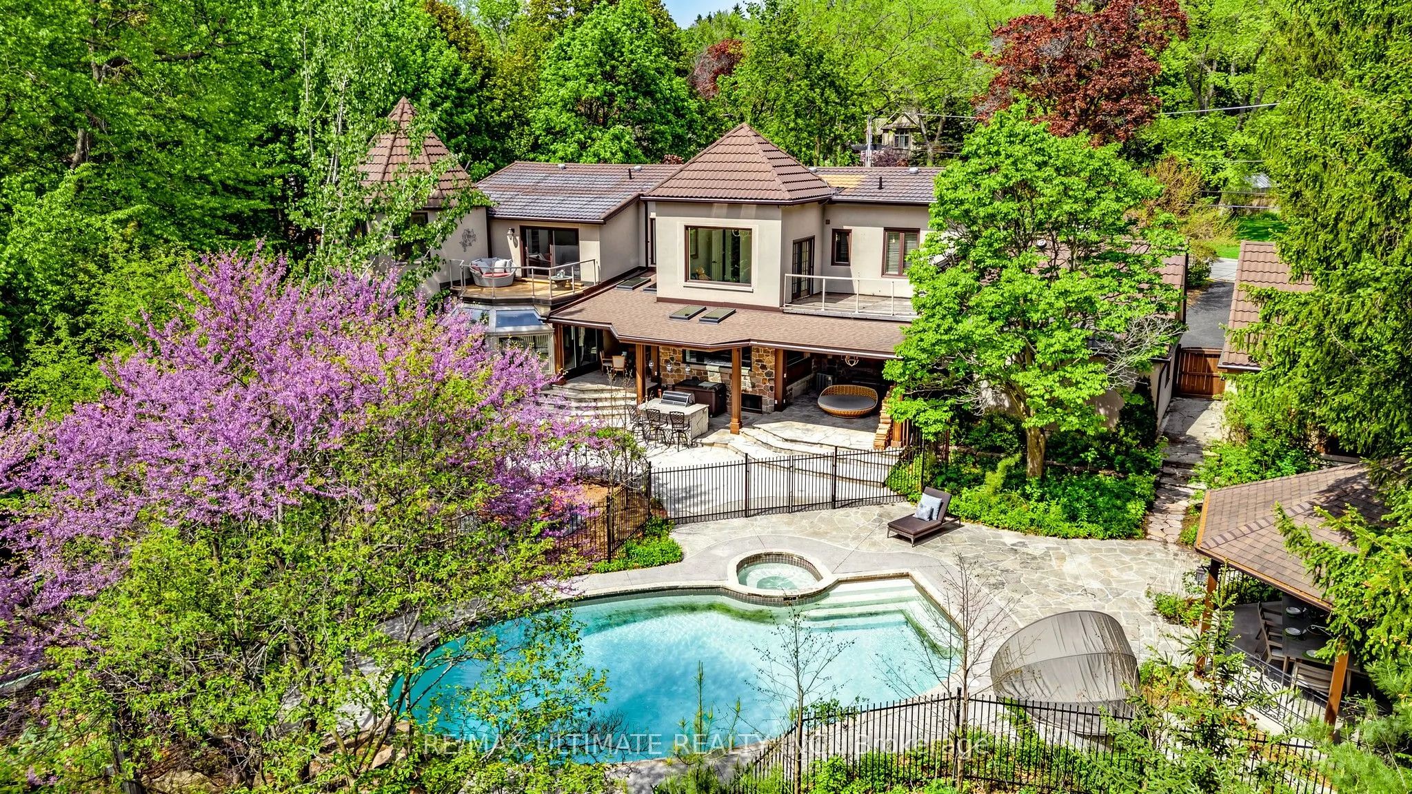 25 Bellehaven Crescent