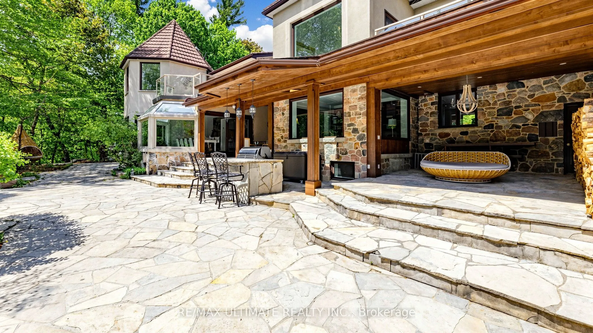 25 Bellehaven Crescent