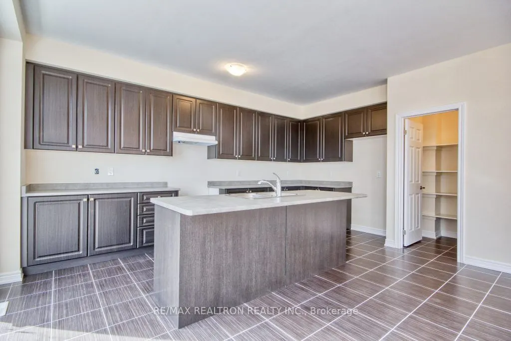 2431 Hibiscus Drive