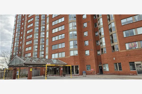 2466 Eglinton Avenue E