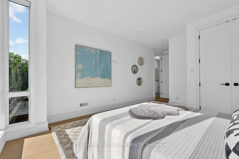 39 Derwyn Road