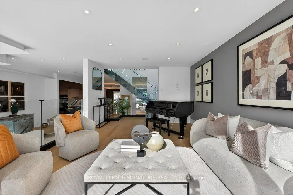 39 Derwyn Road