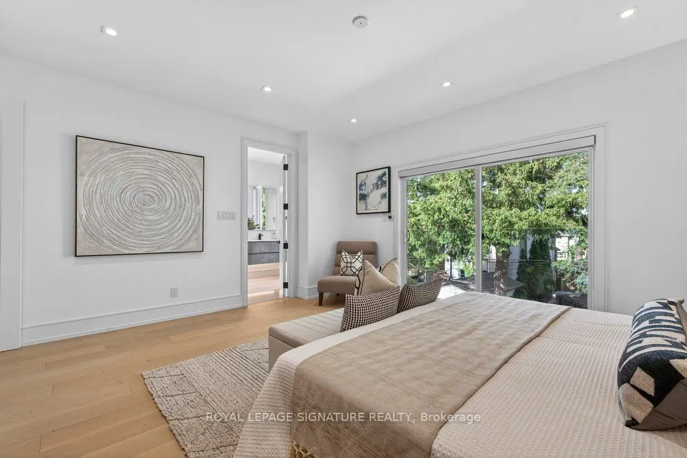 39 Derwyn Road