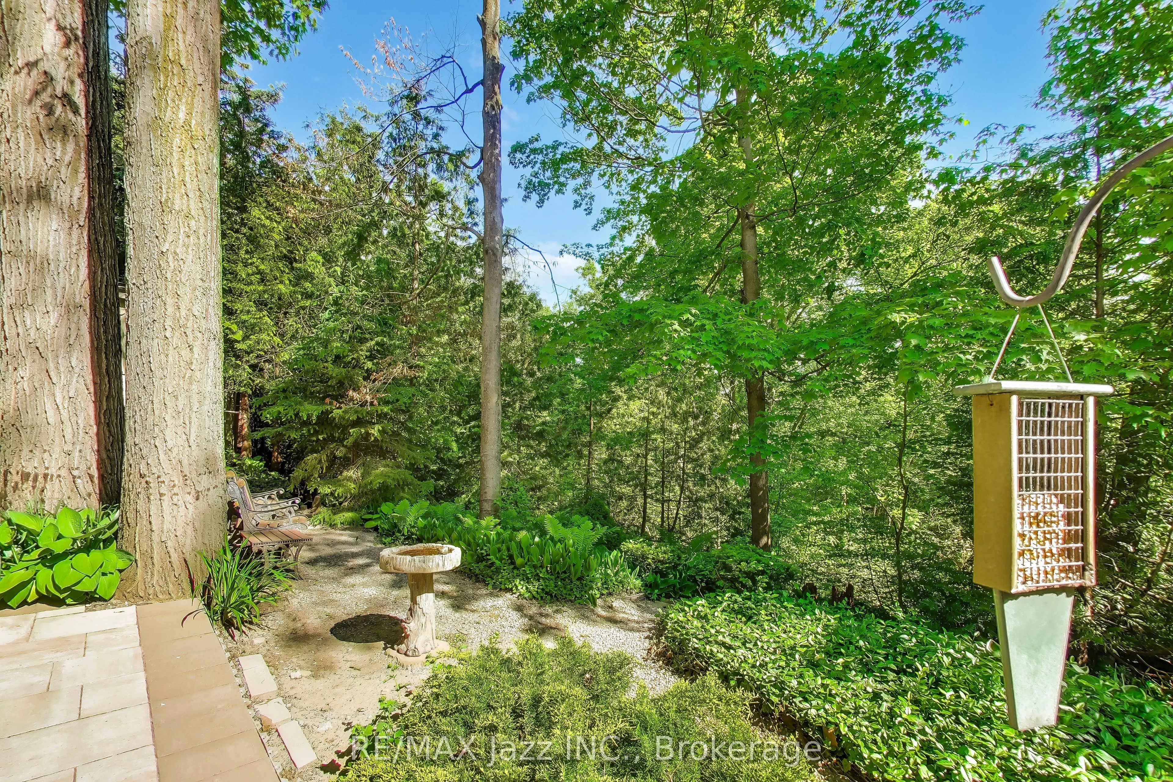 45 Windsor Valley Place