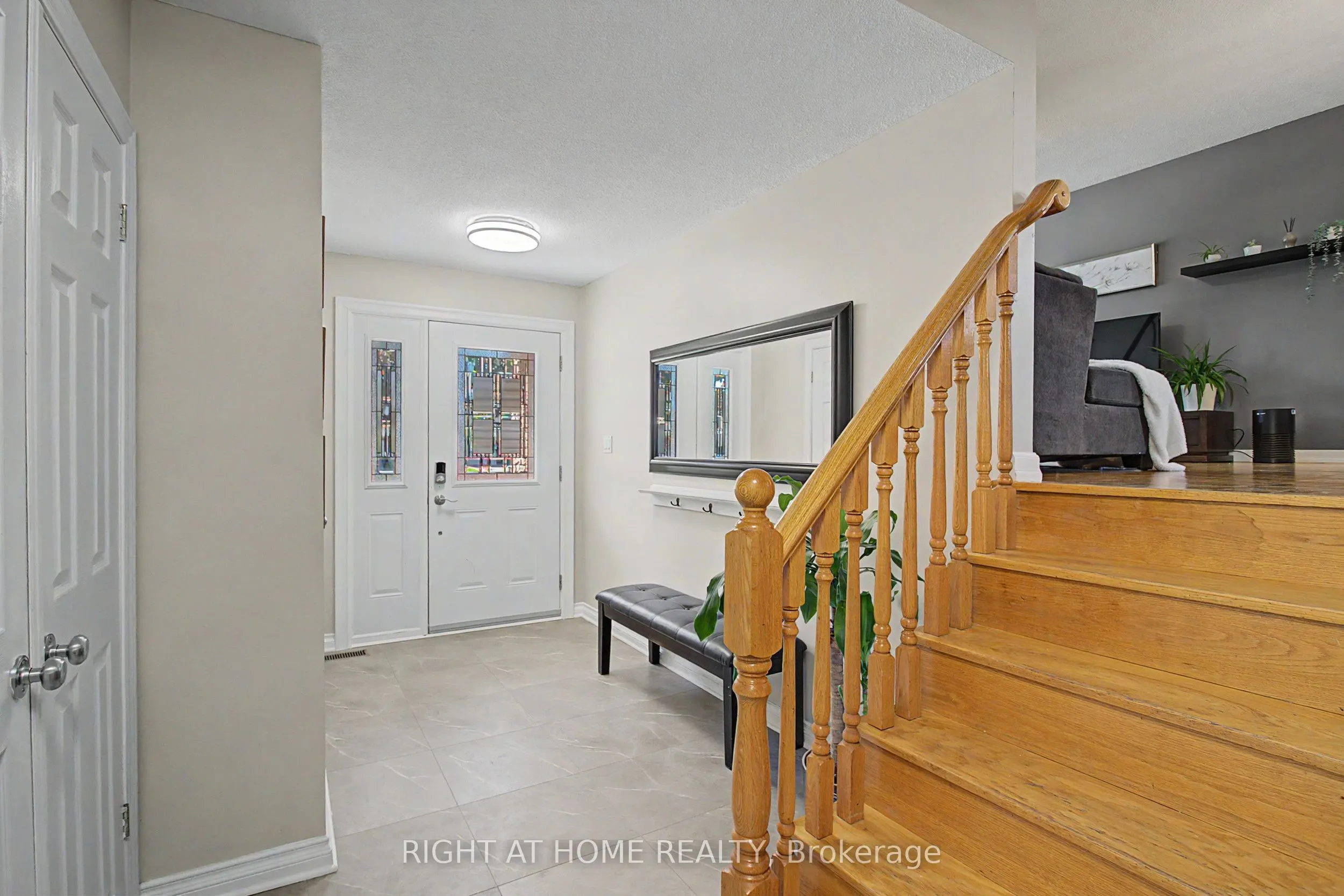 784 Rodney Court