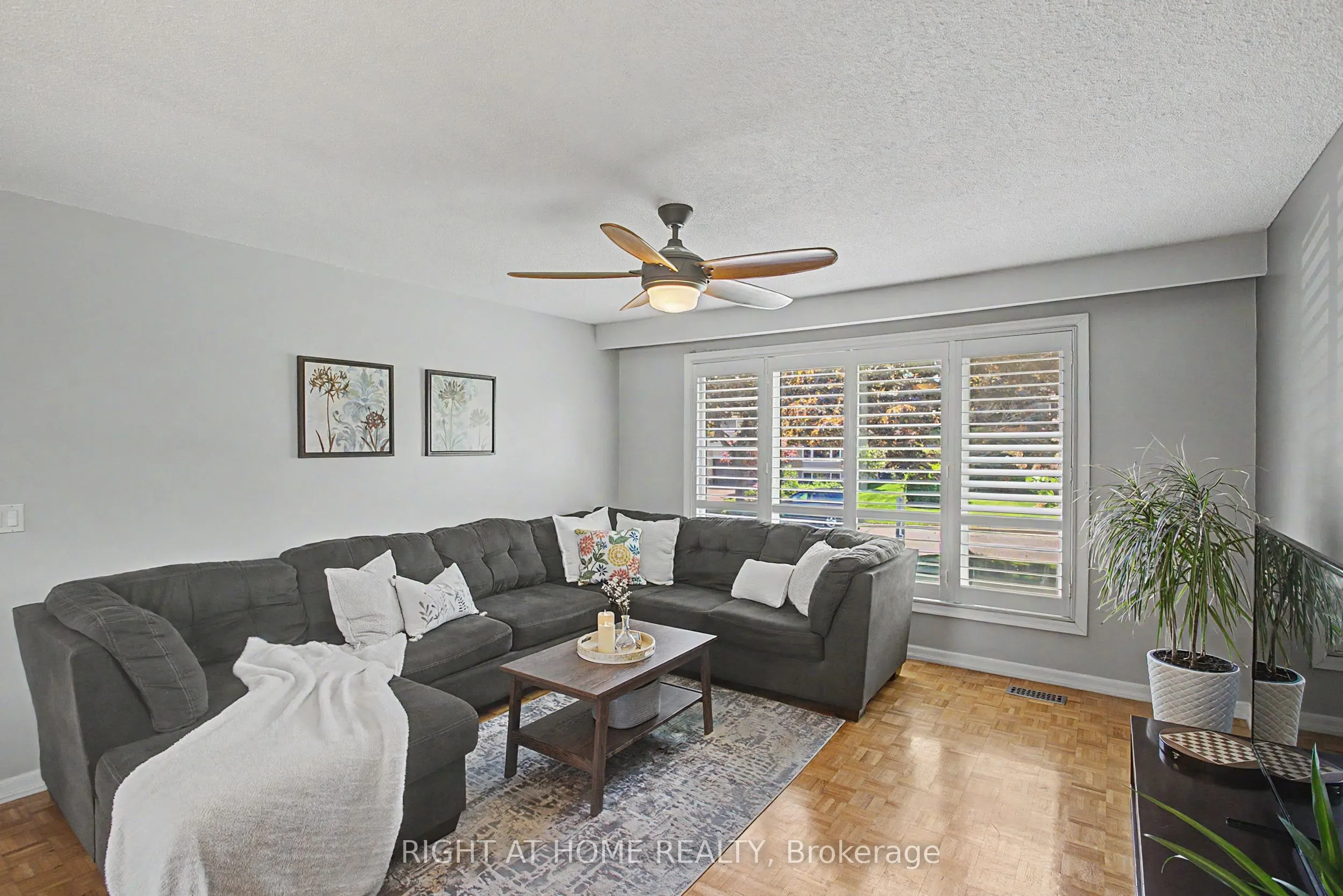 784 Rodney Court