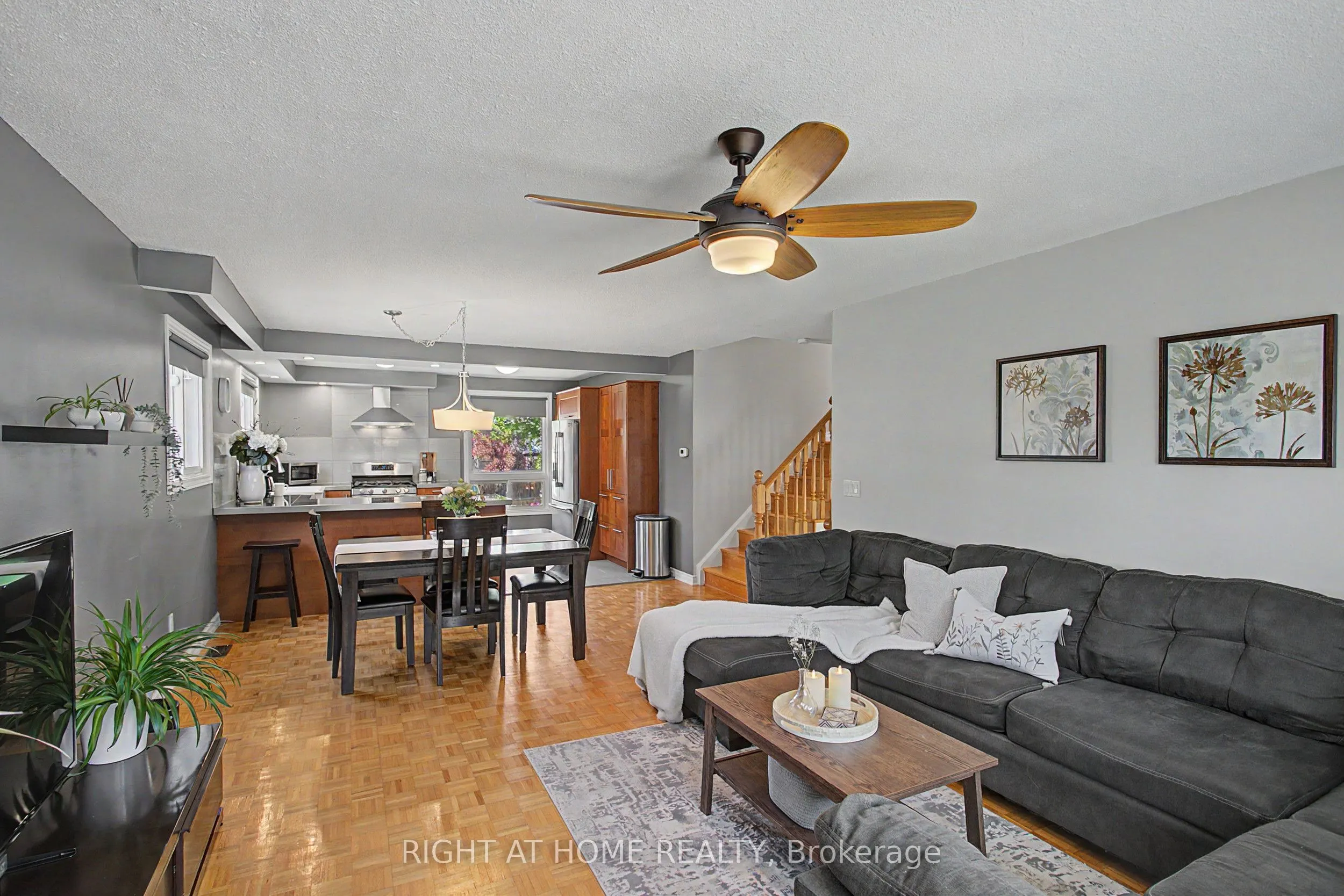 784 Rodney Court