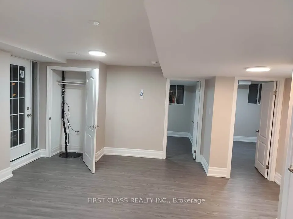 15 Donald Powell Crescent
