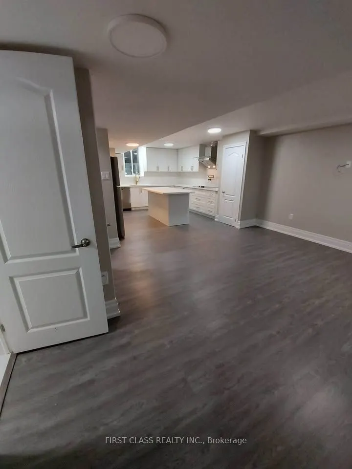 15 Donald Powell Crescent