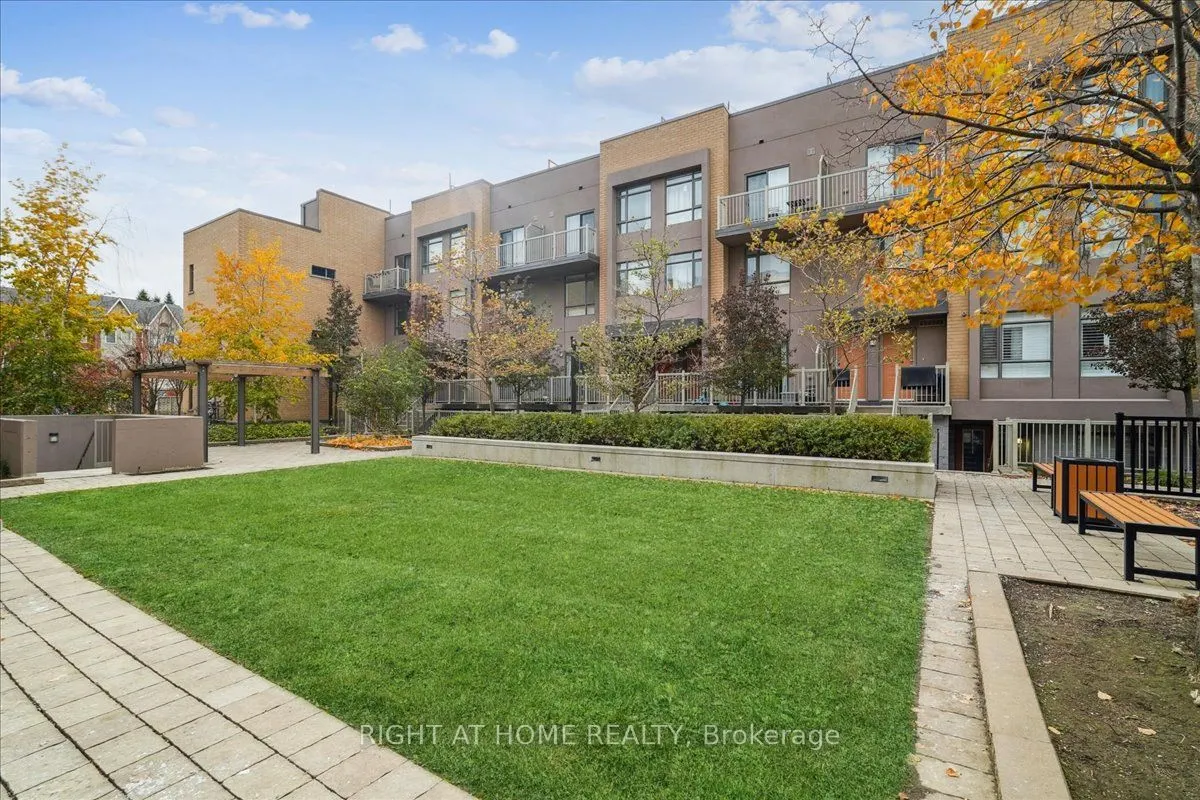 90 Orchid Place Drive #304