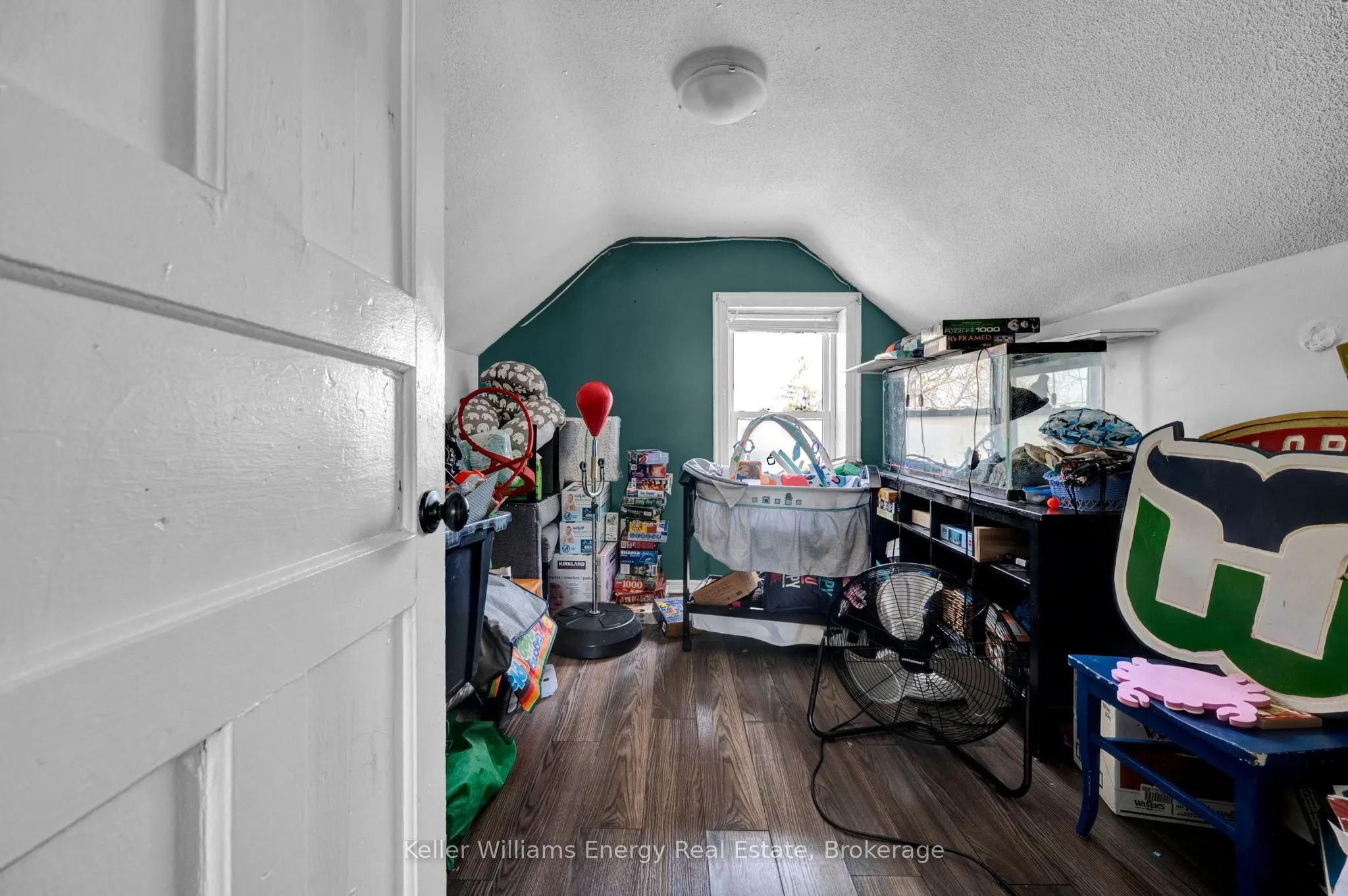 741 Ritson Road S