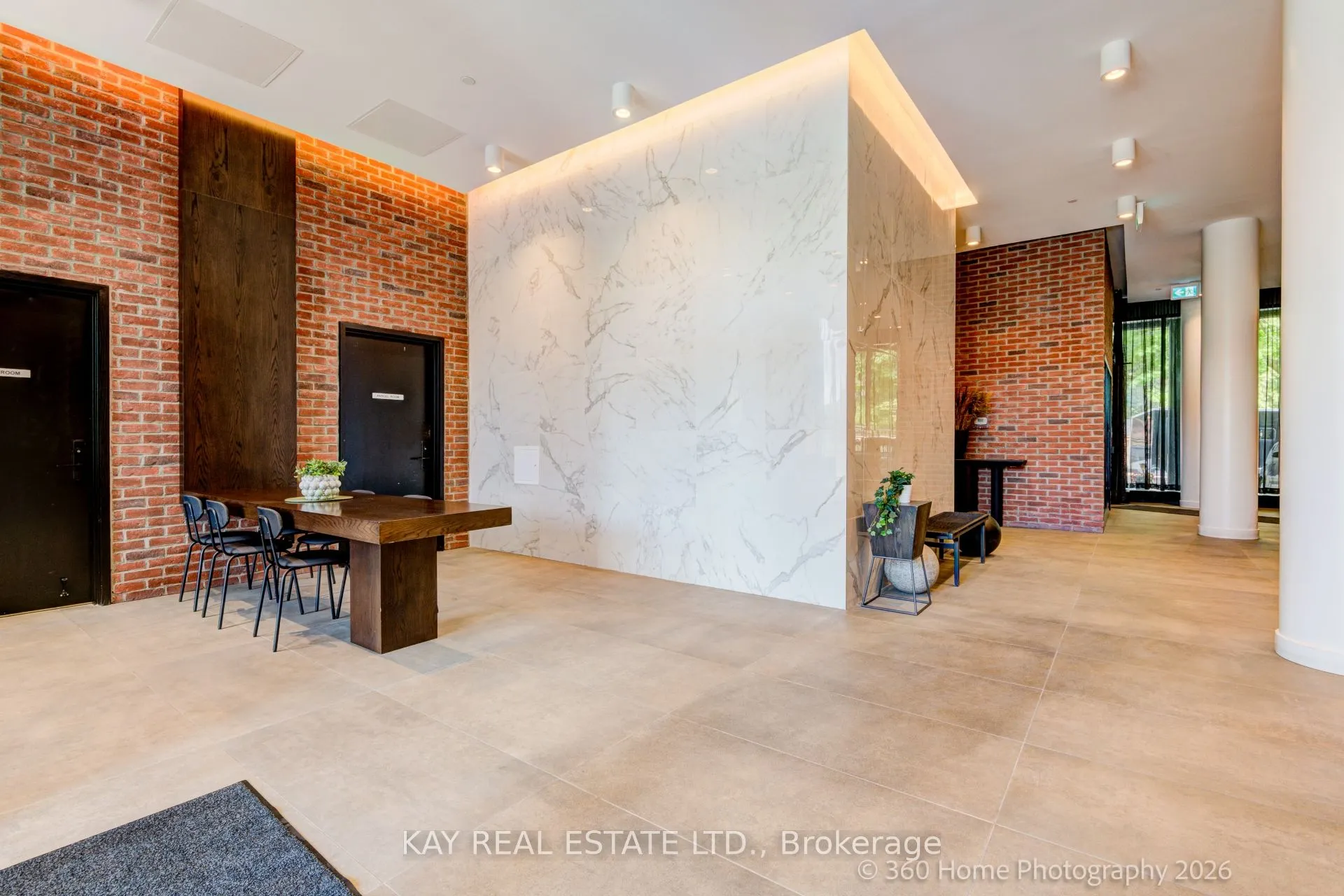 2799 Kingston Road #305