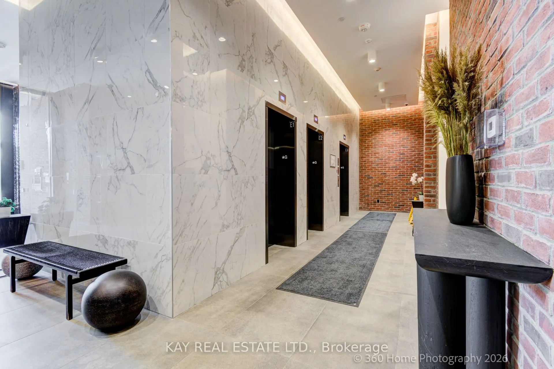 2799 Kingston Road #305