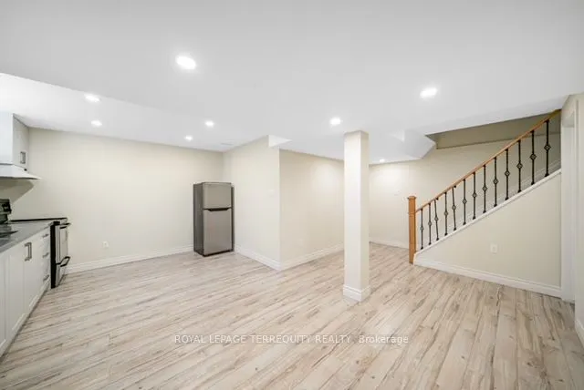 1 Devineridge Avenue