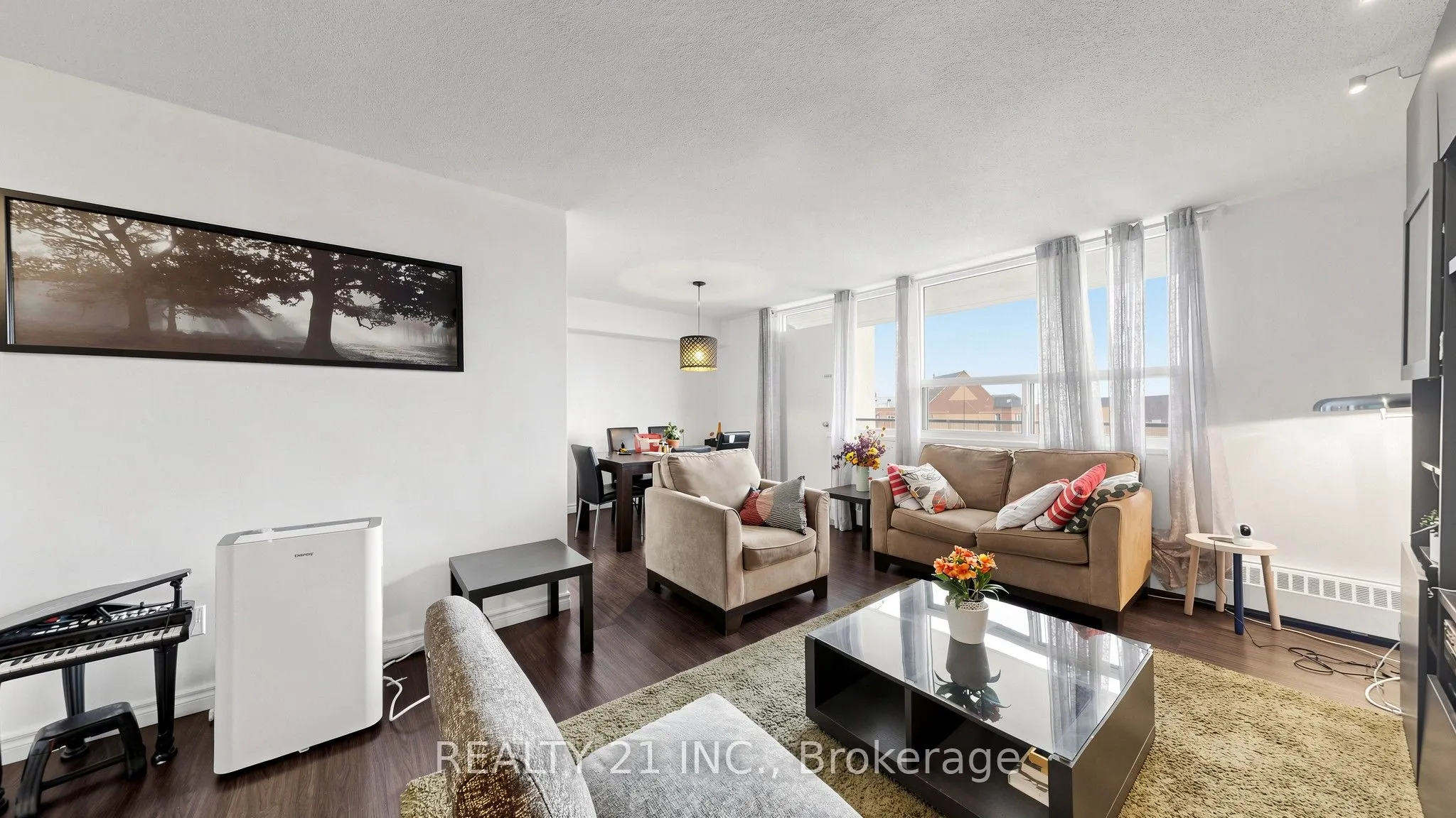 180 Markham Road #819
