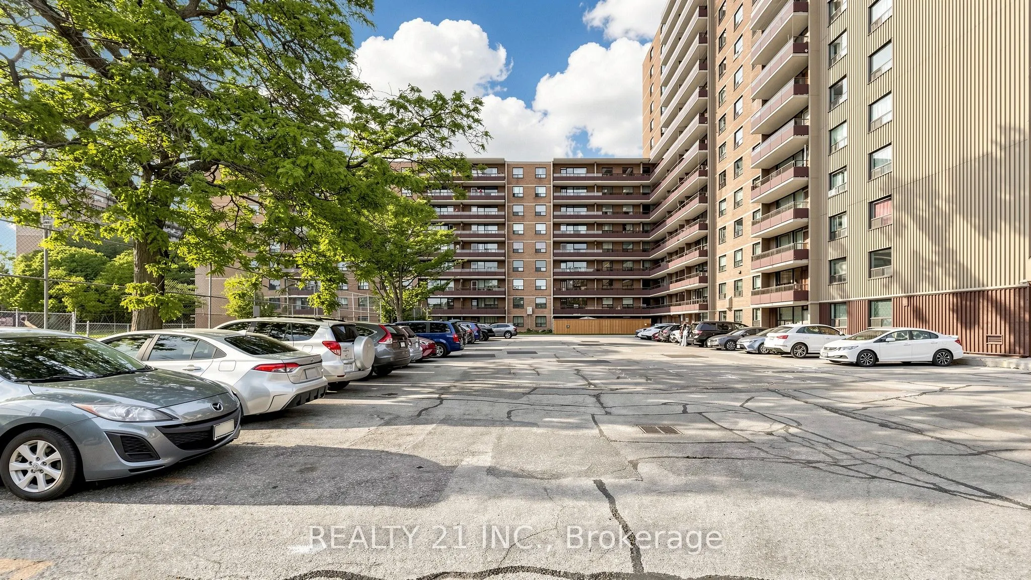 180 Markham Road #819