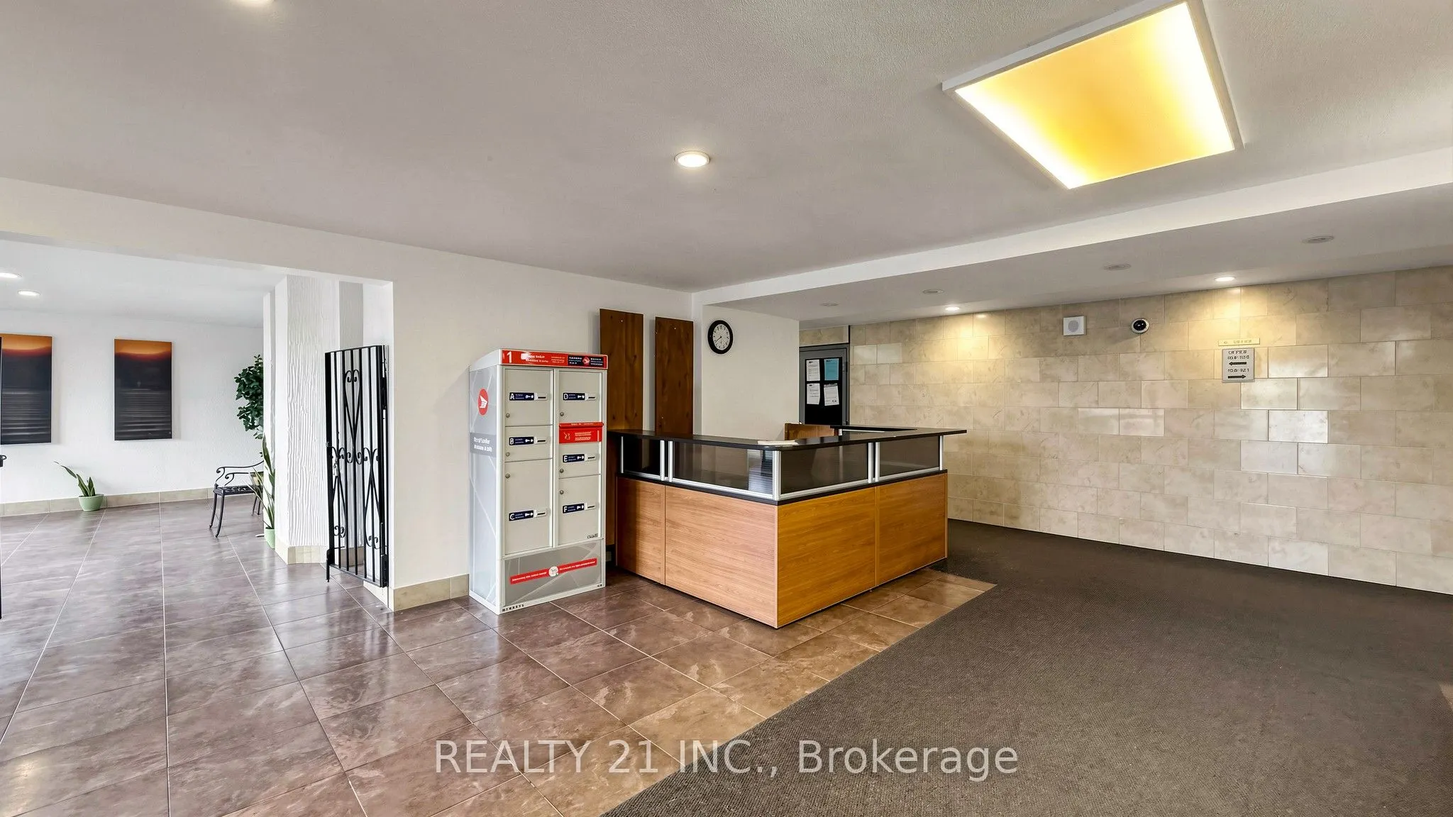 180 Markham Road #819