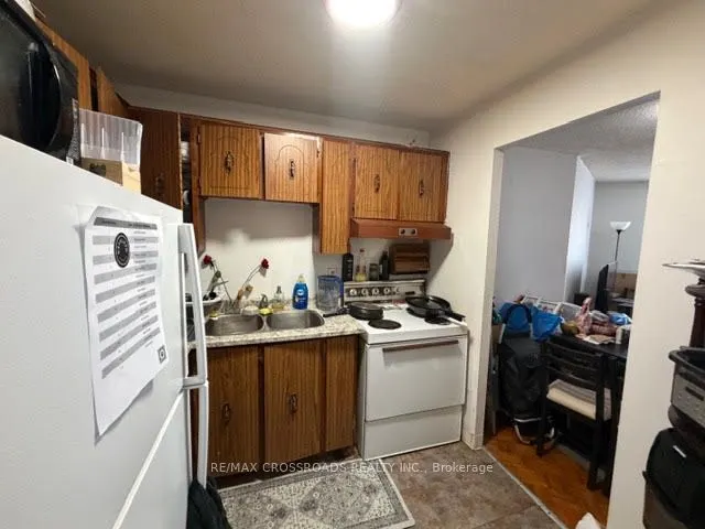 1 Kingston Road E #305