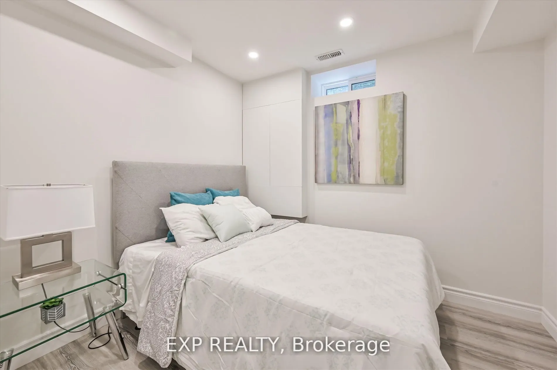 922 Logan Avenue #B