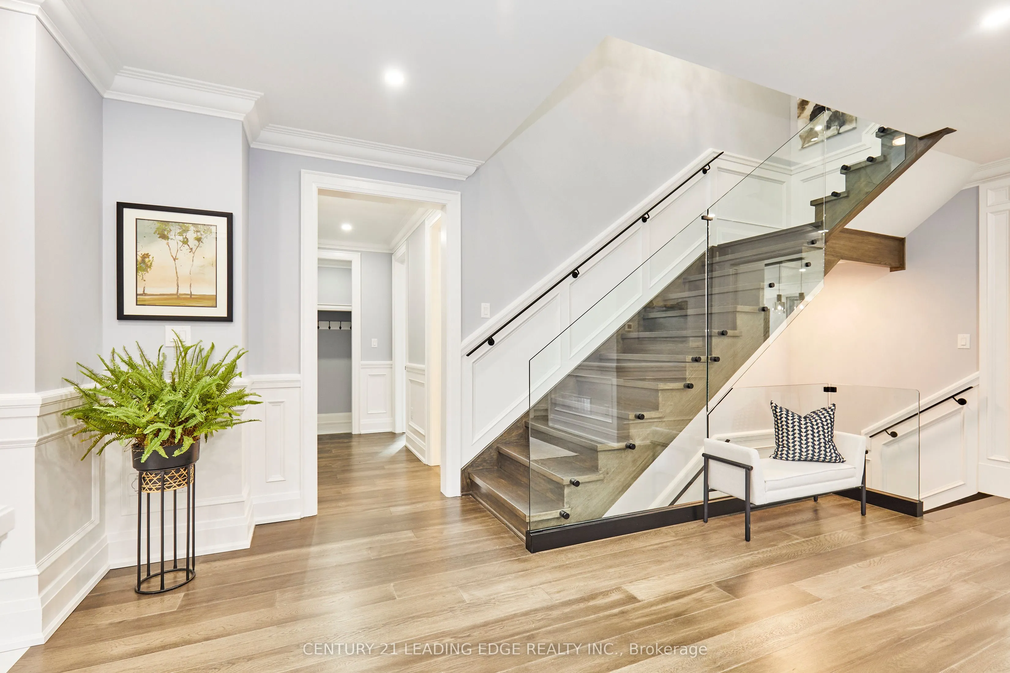 24 Larwood Boulevard