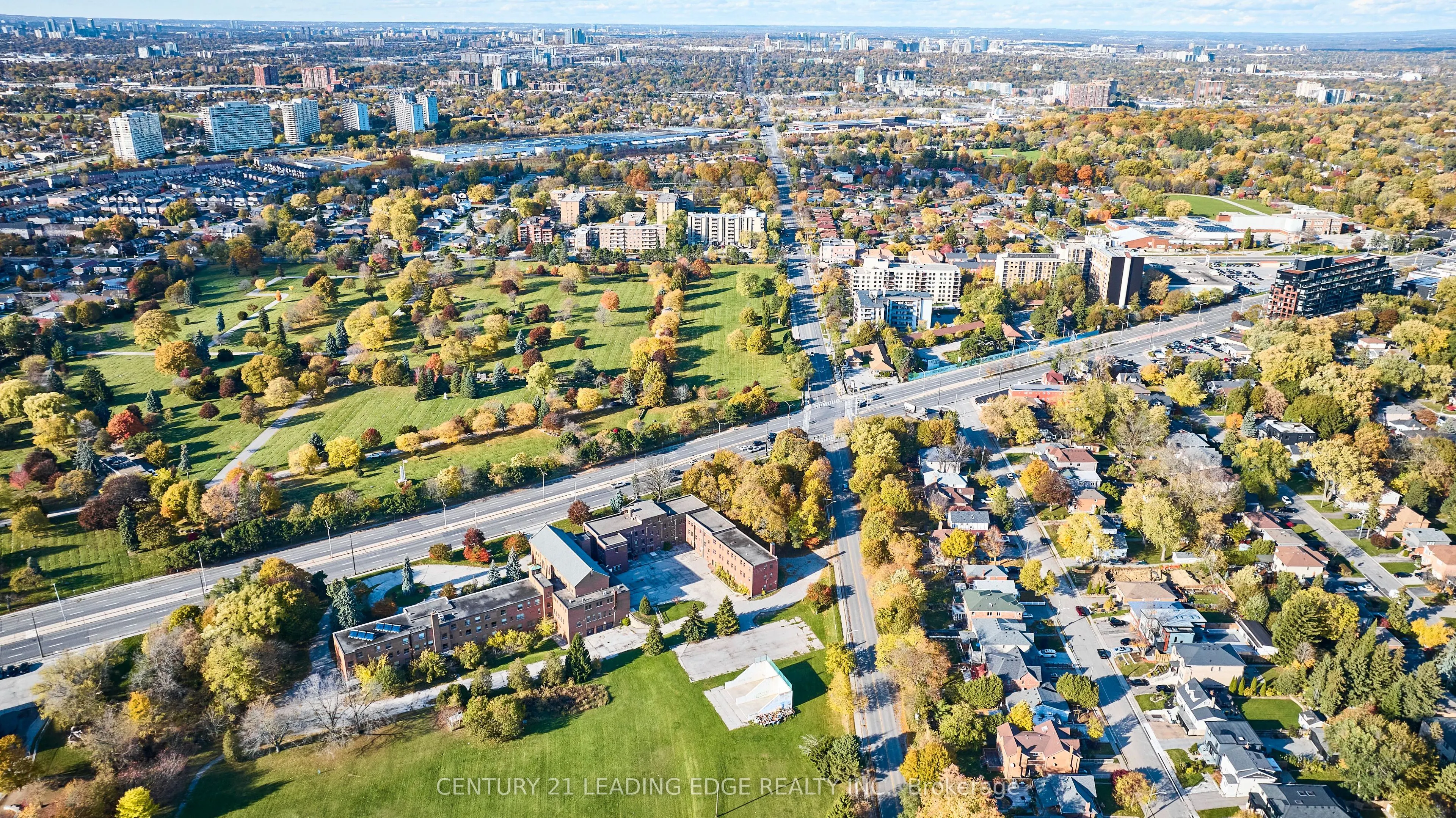 24 Larwood Boulevard