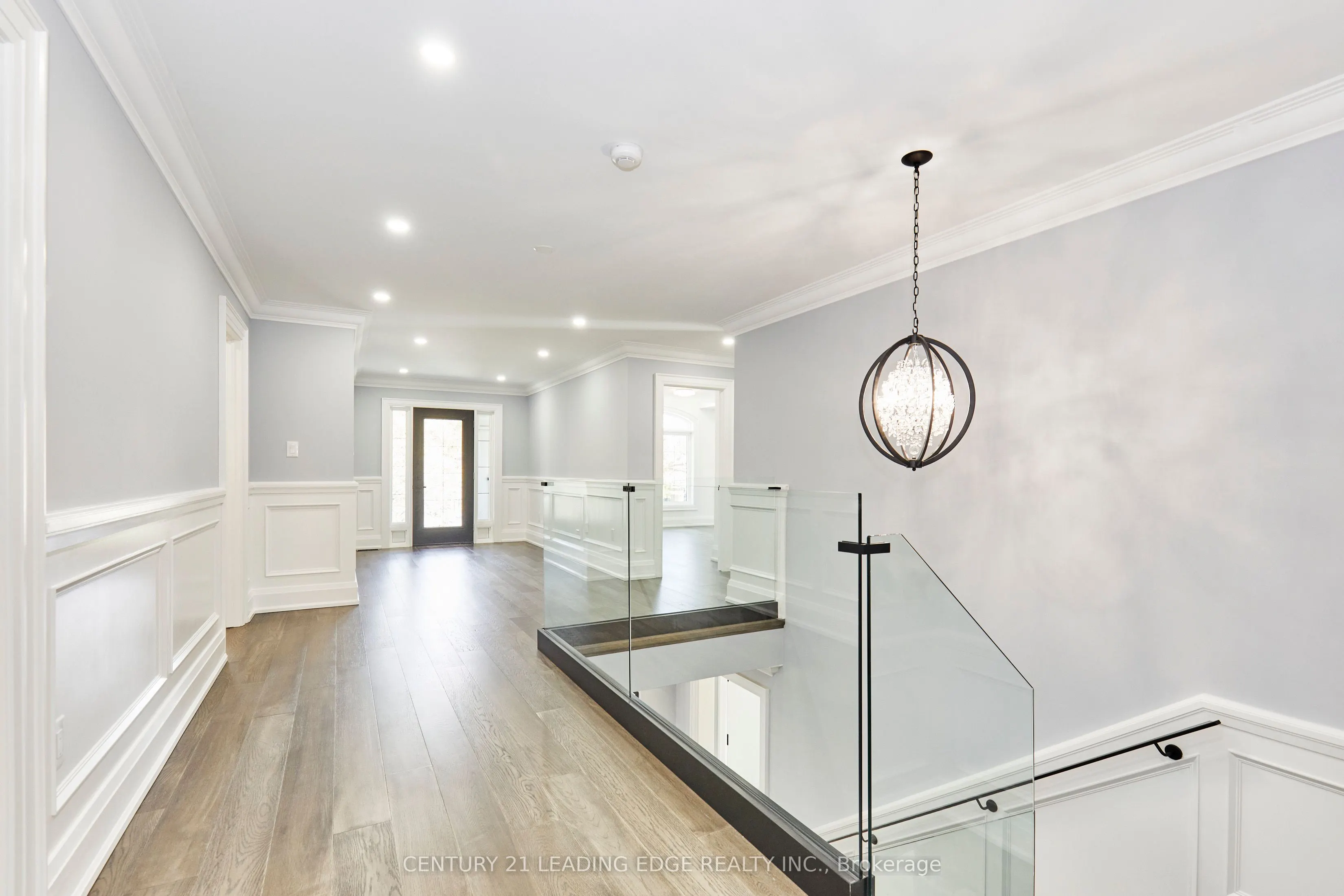 24 Larwood Boulevard