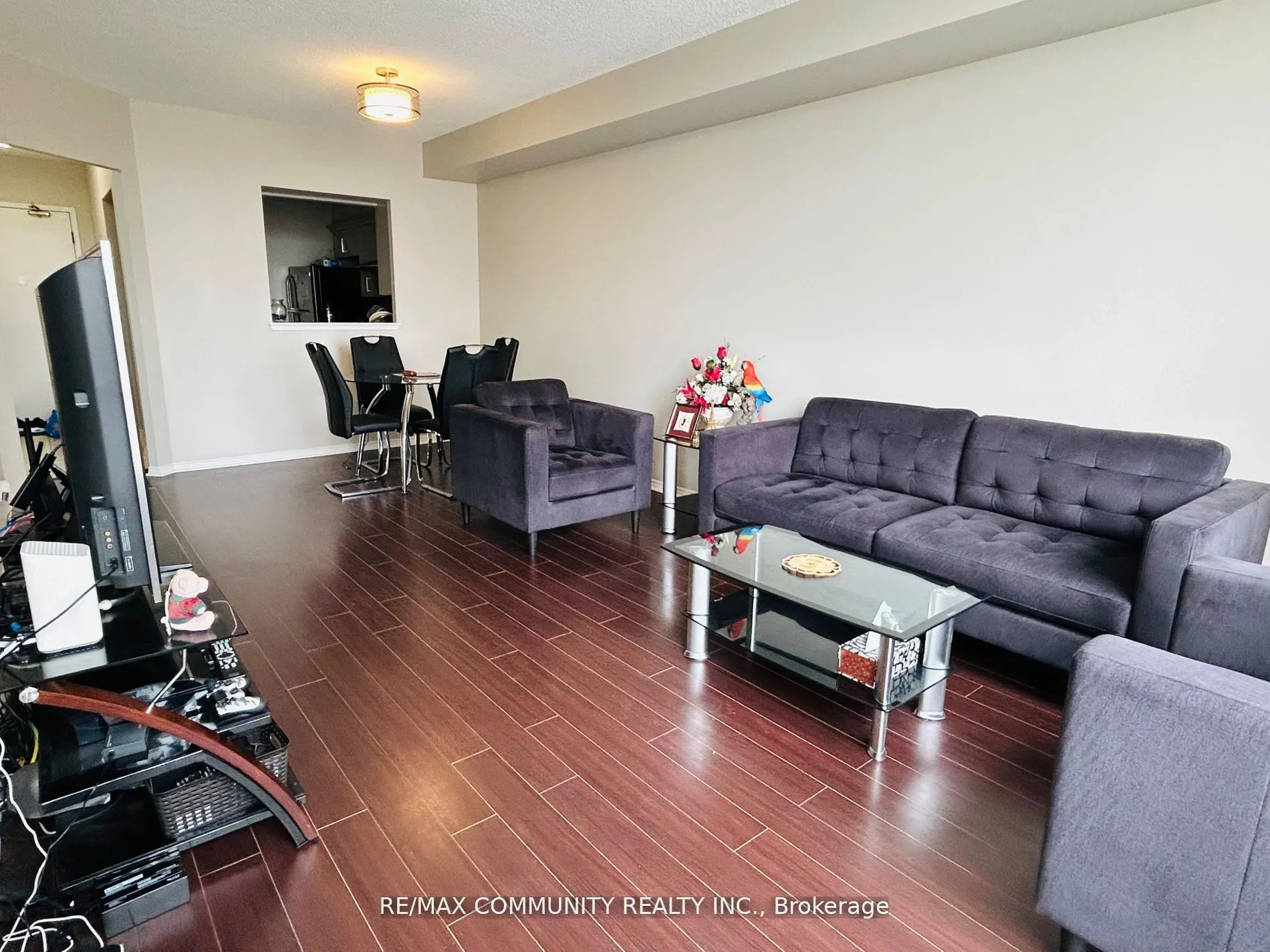 430 Mclevin Avenue #1008