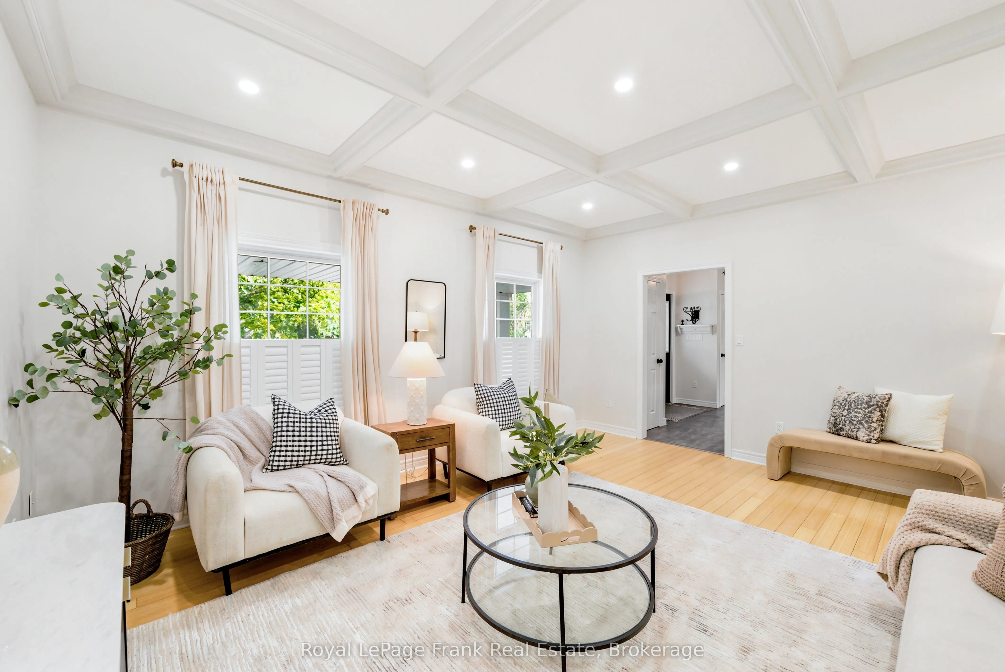 246 Cochrane Street