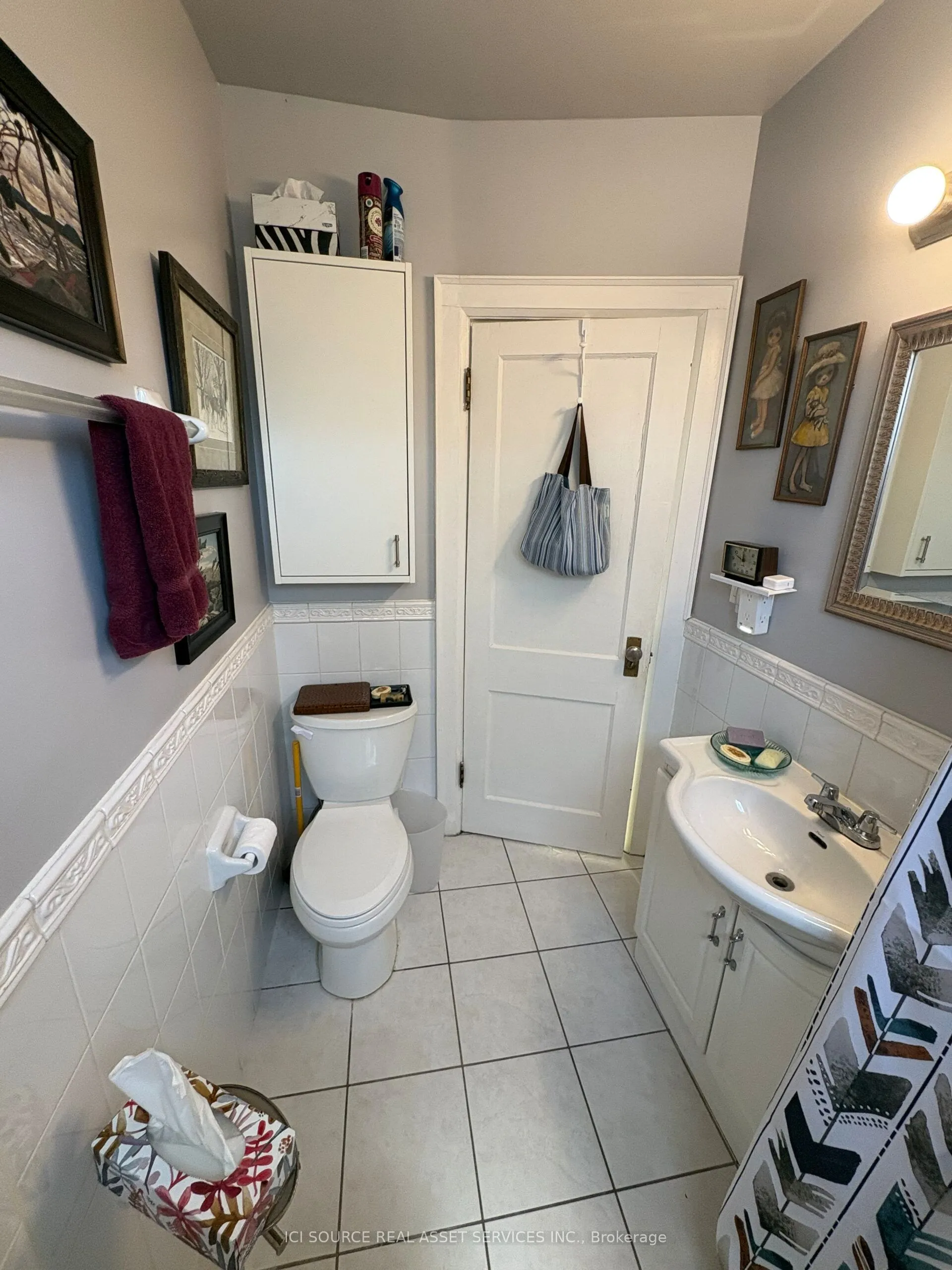 2241 Queen Street E #Main Floor