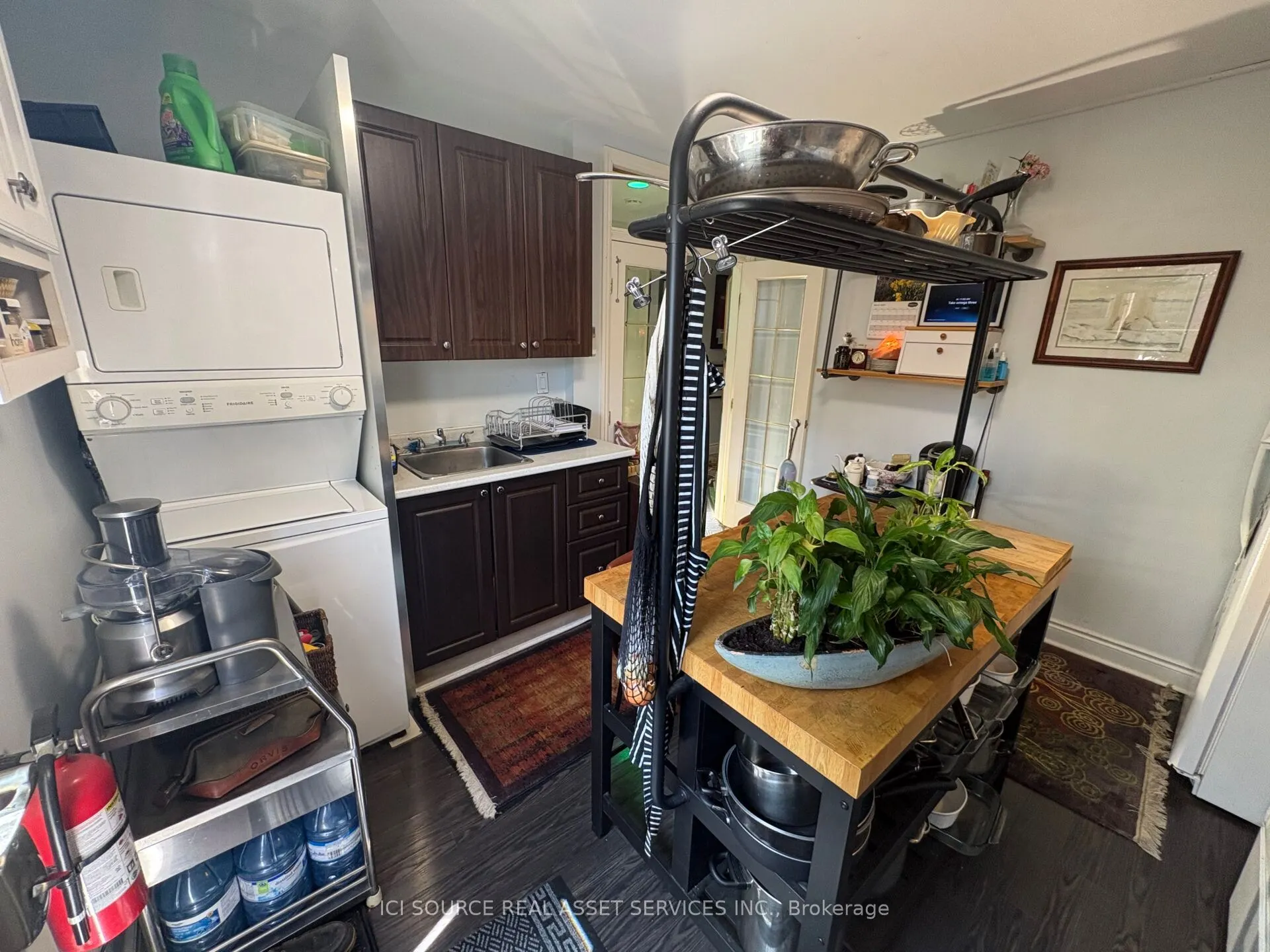 2241 Queen Street E #Main Floor