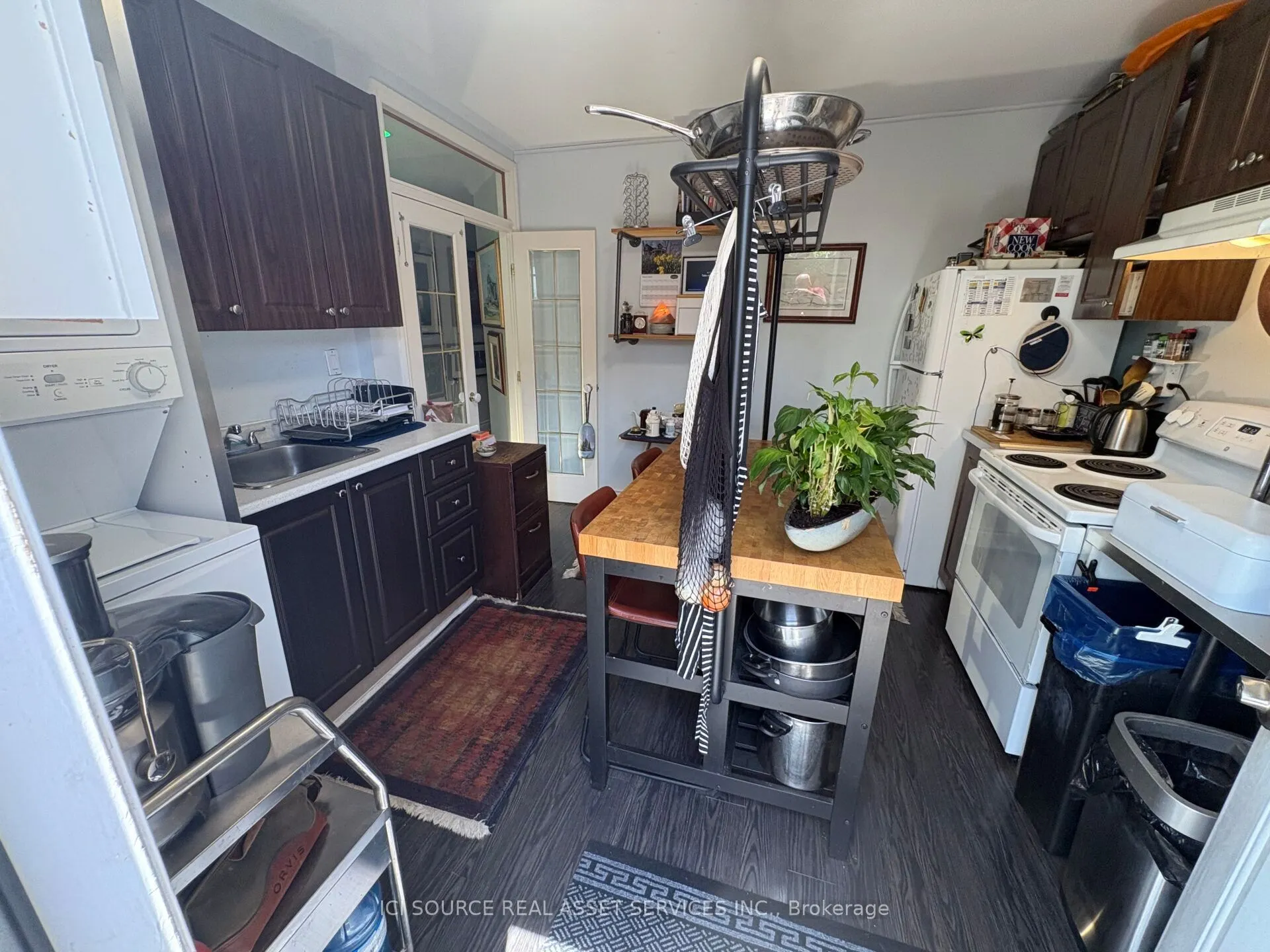 2241 Queen Street E #Main Floor