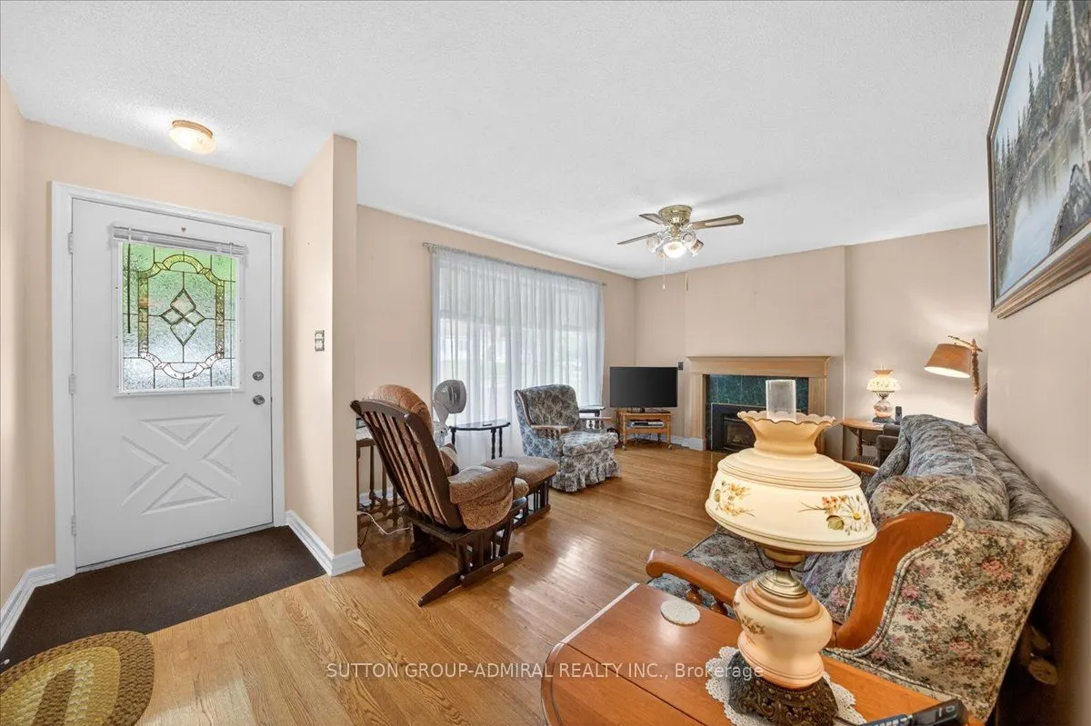 1984 Glendale Drive