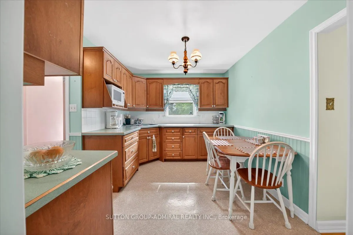 1984 Glendale Drive
