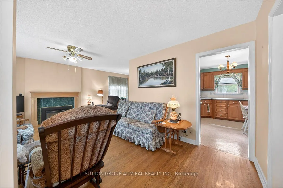 1984 Glendale Drive