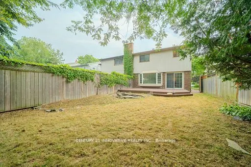 1764 Listowell Crescent