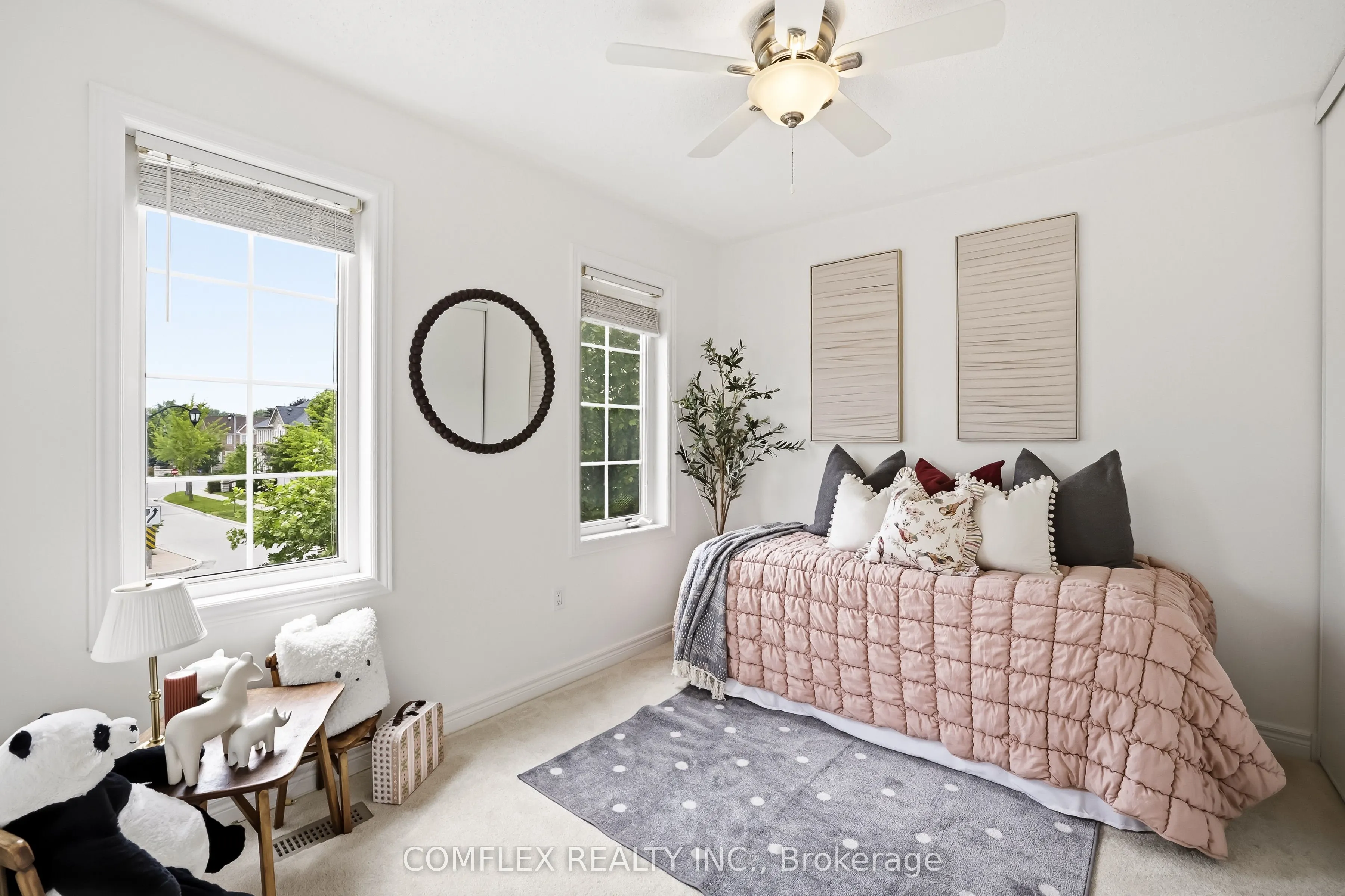 2 Armitage Crescent